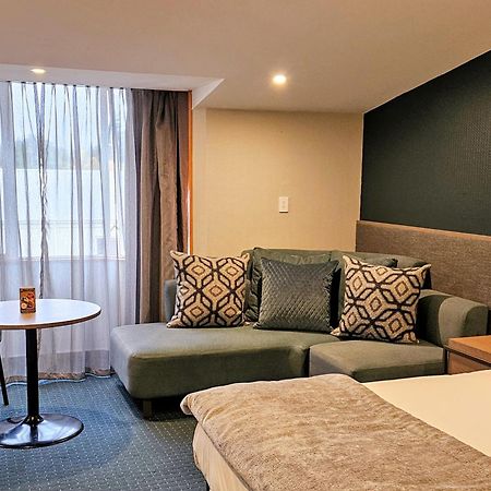 Distinction Luxmore Hotel Te Anau Ngoại thất bức ảnh