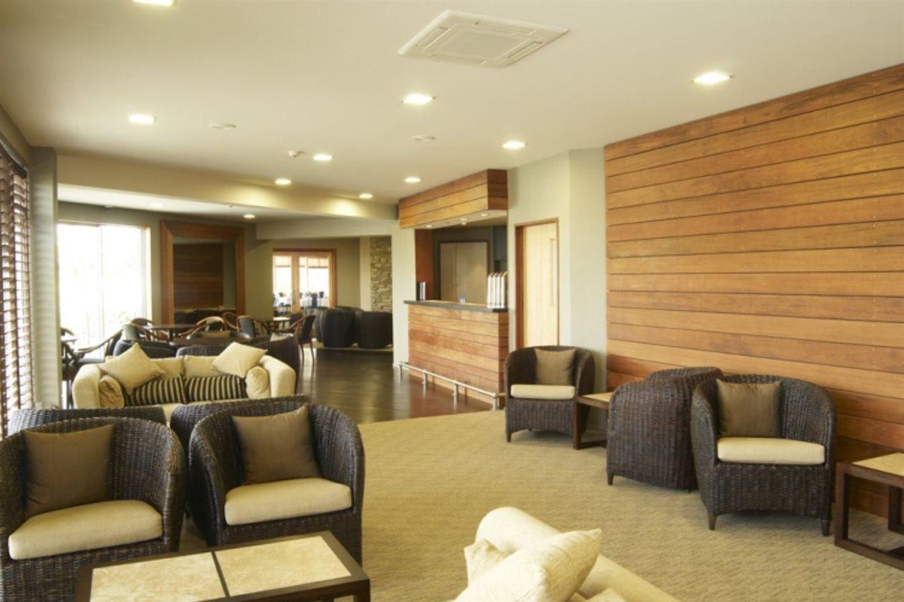 Distinction Luxmore Hotel Te Anau Ngoại thất bức ảnh
