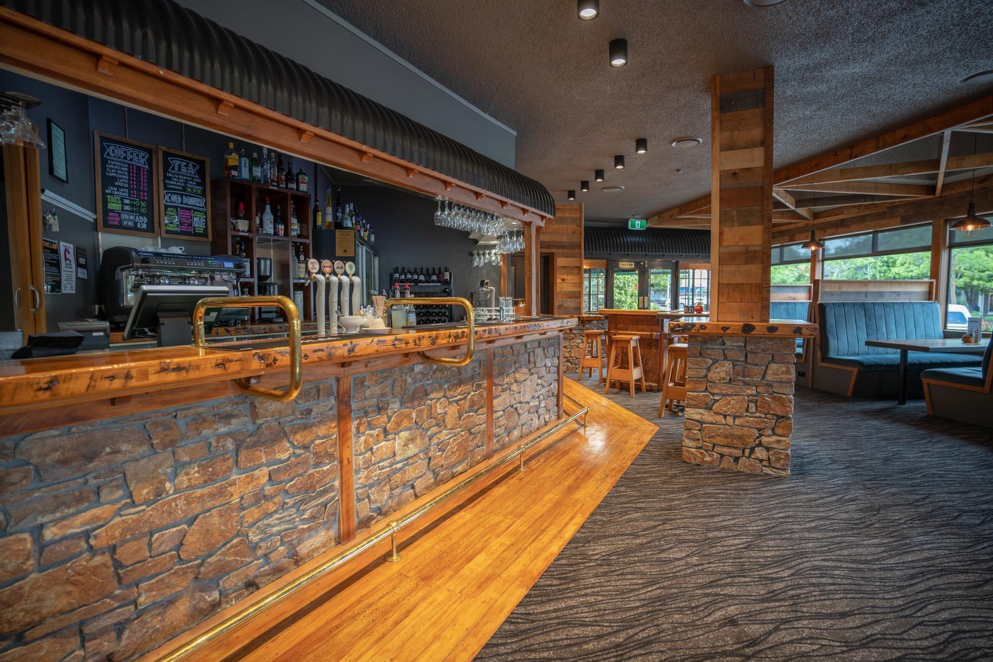 Distinction Luxmore Hotel Te Anau Ngoại thất bức ảnh