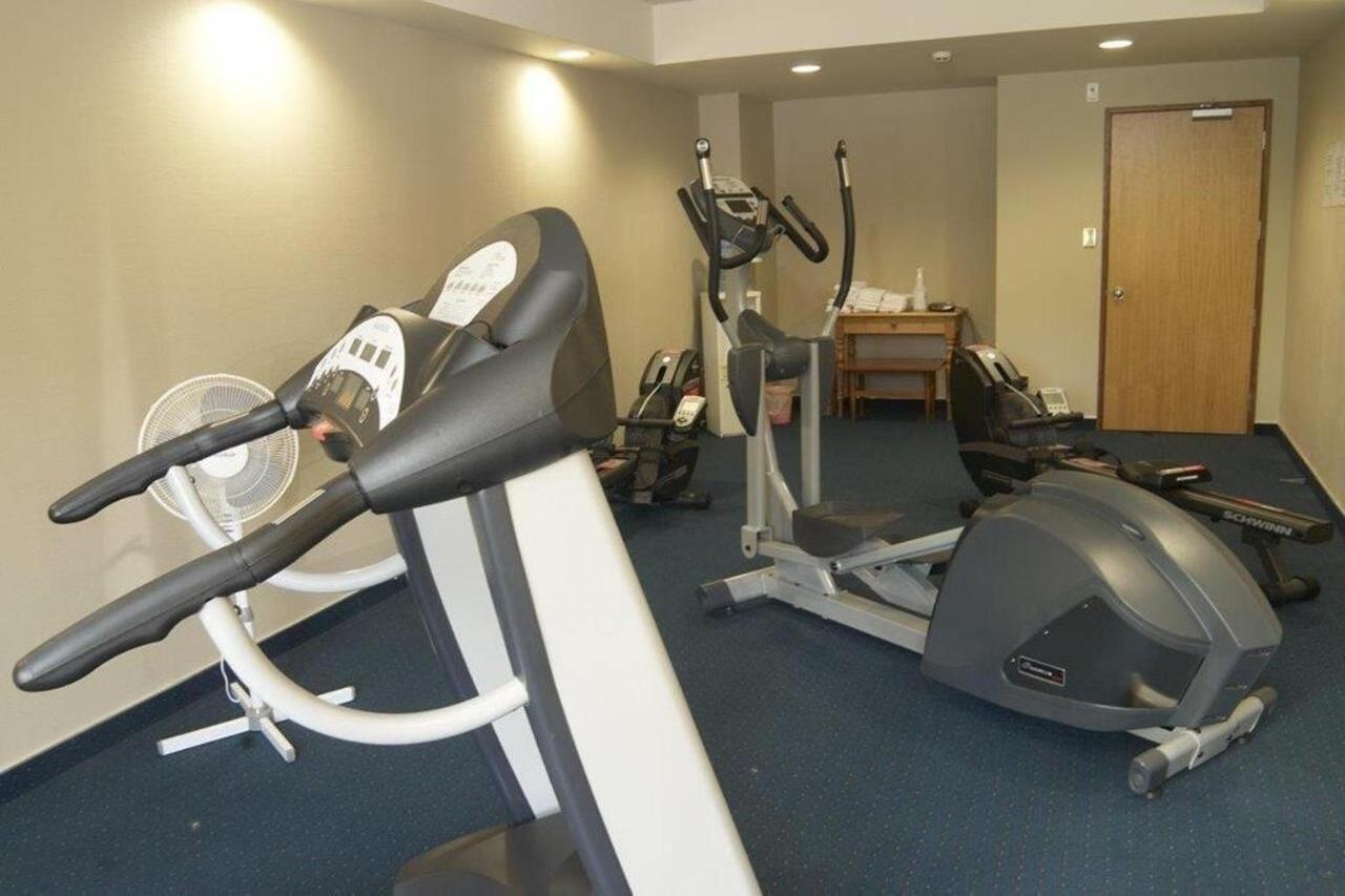 Distinction Luxmore Hotel Te Anau Ngoại thất bức ảnh
