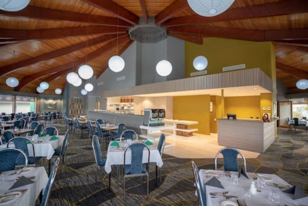 Distinction Luxmore Hotel Te Anau Ngoại thất bức ảnh