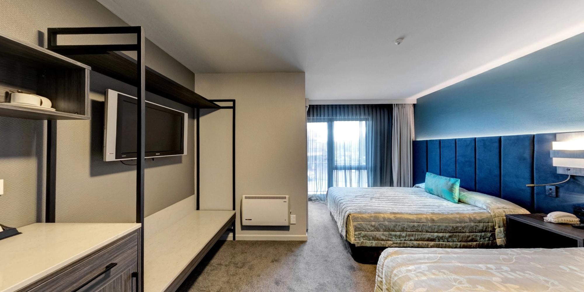 Distinction Luxmore Hotel Te Anau Ngoại thất bức ảnh