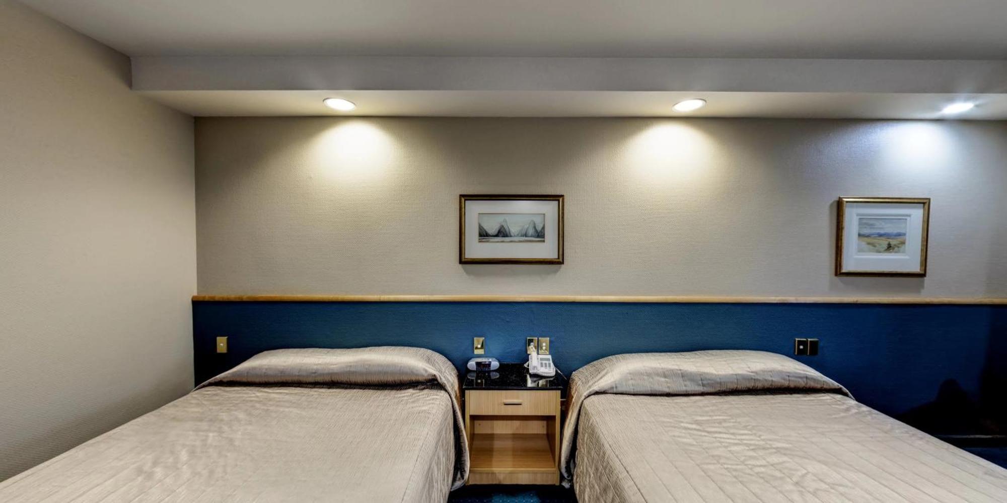 Distinction Luxmore Hotel Te Anau Ngoại thất bức ảnh