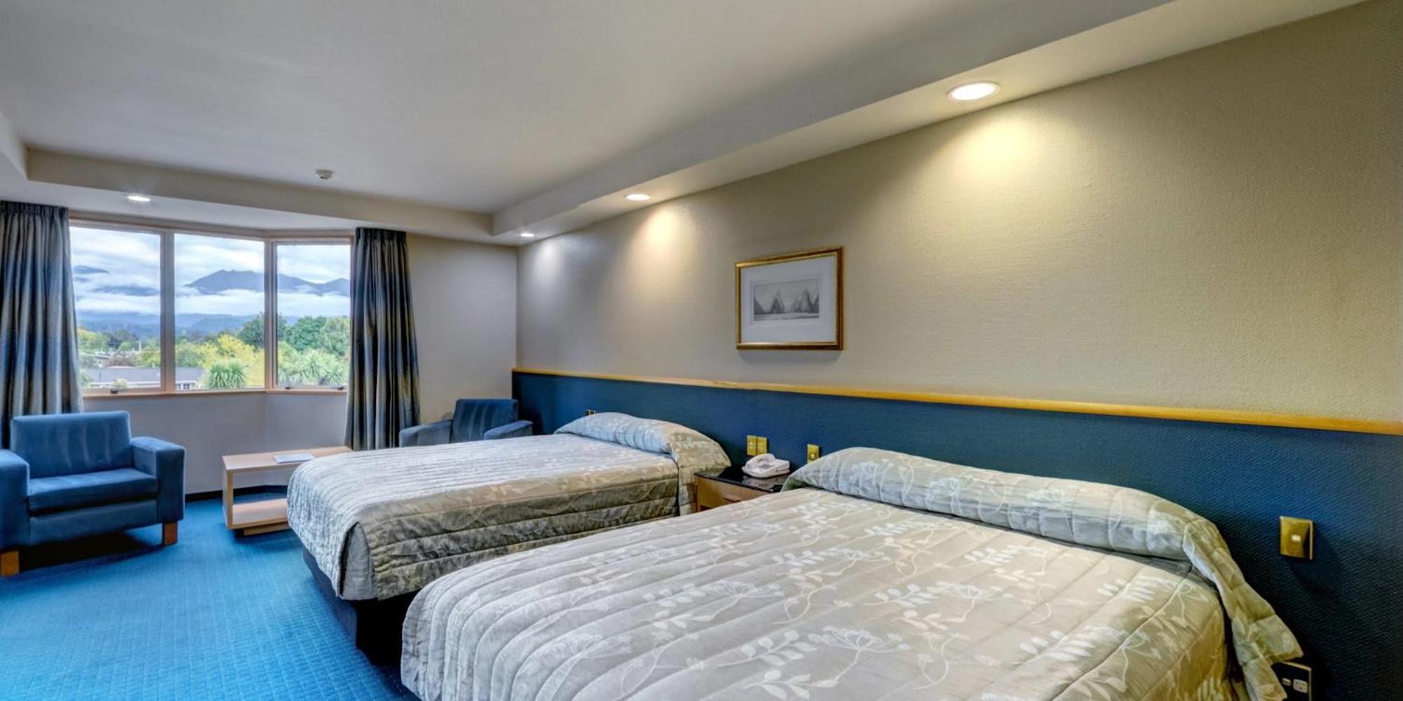 Distinction Luxmore Hotel Te Anau Ngoại thất bức ảnh