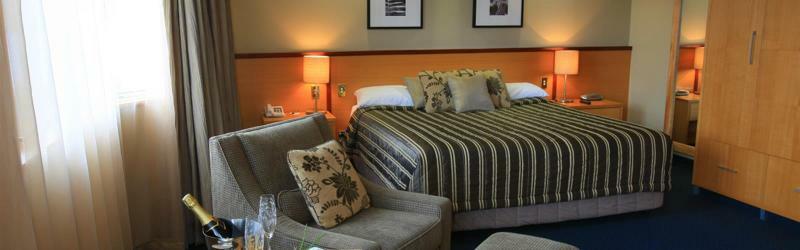Distinction Luxmore Hotel Te Anau Ngoại thất bức ảnh